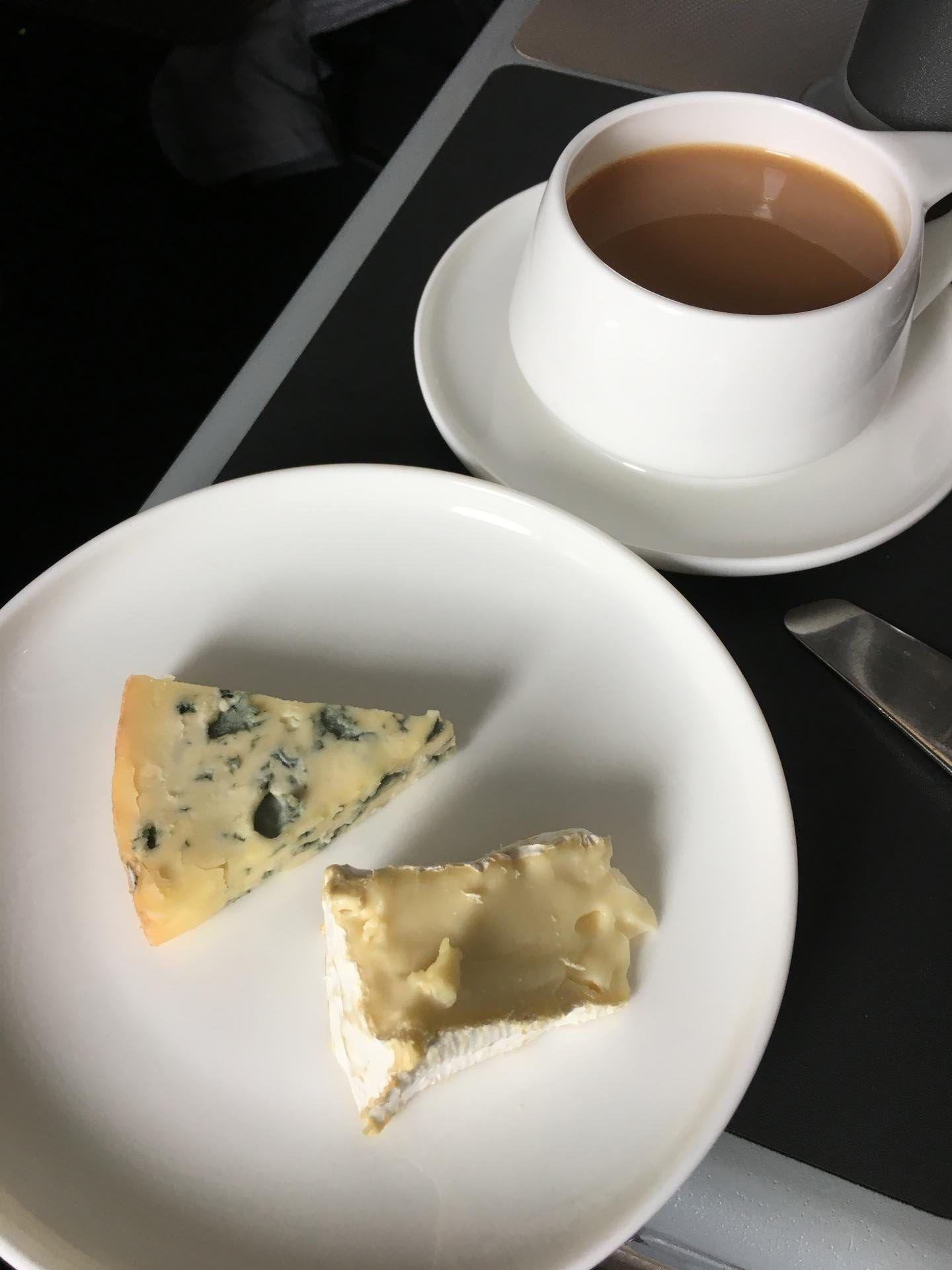 Qantas Business Class gluten free meal